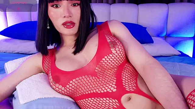sweetieluna01 online show from August 3, 9:21 pm