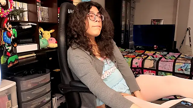 ShinyCherub online show from November 8, 1:17 am