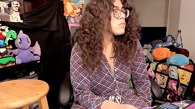 ShinyCherub online show from December 20, 2:50 am