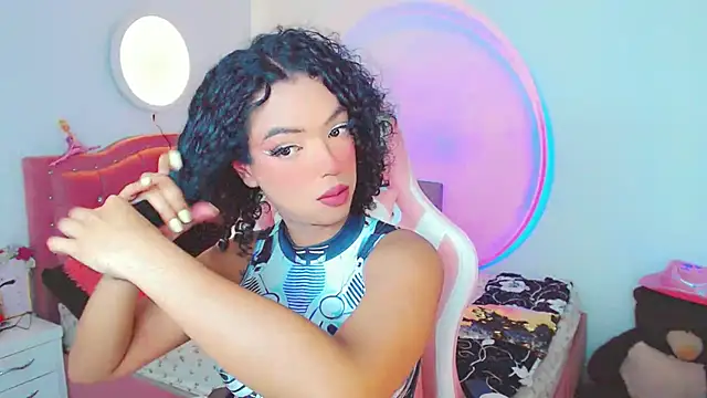 Tanedra collings online show from January 12, 2:29 am