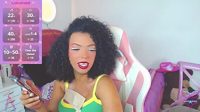 Tanedra collings online show from March 24, 3:01 am