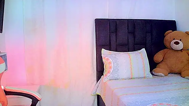 carmen14 online show from April 11, 7:45 am