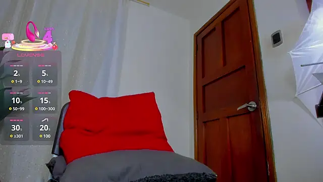 NahiaFox online show from March 14, 3:53 am