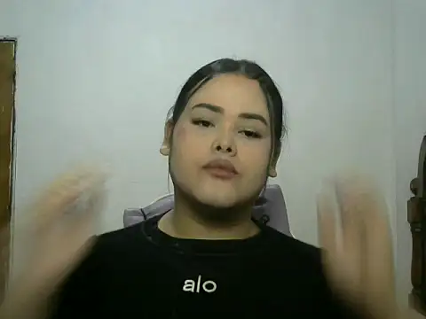 antonellasex1998 online show from March 1, 9:53 pm