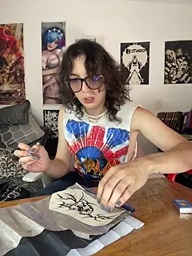 kiiler queen online show from June 10, 7:24 pm