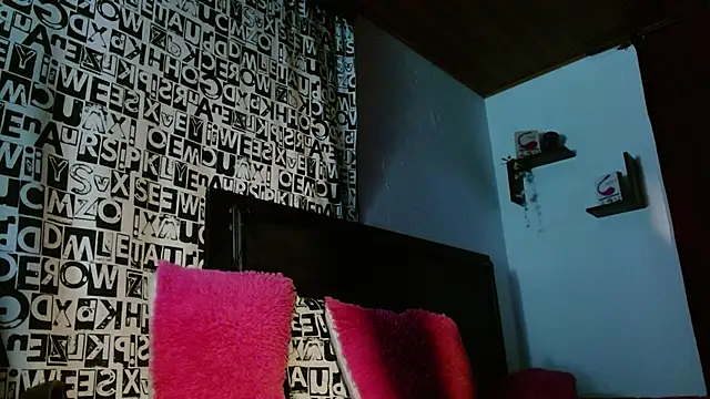 DULCE ZOE online show from July 19, 12:26 am
